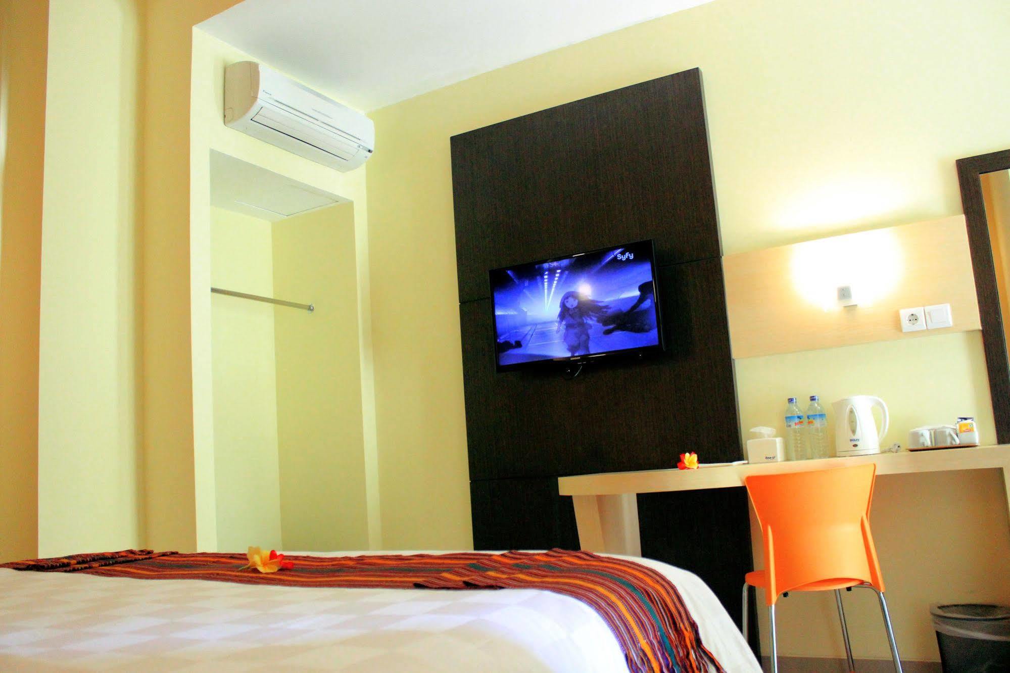 M Hotel Mataram Exteriör bild